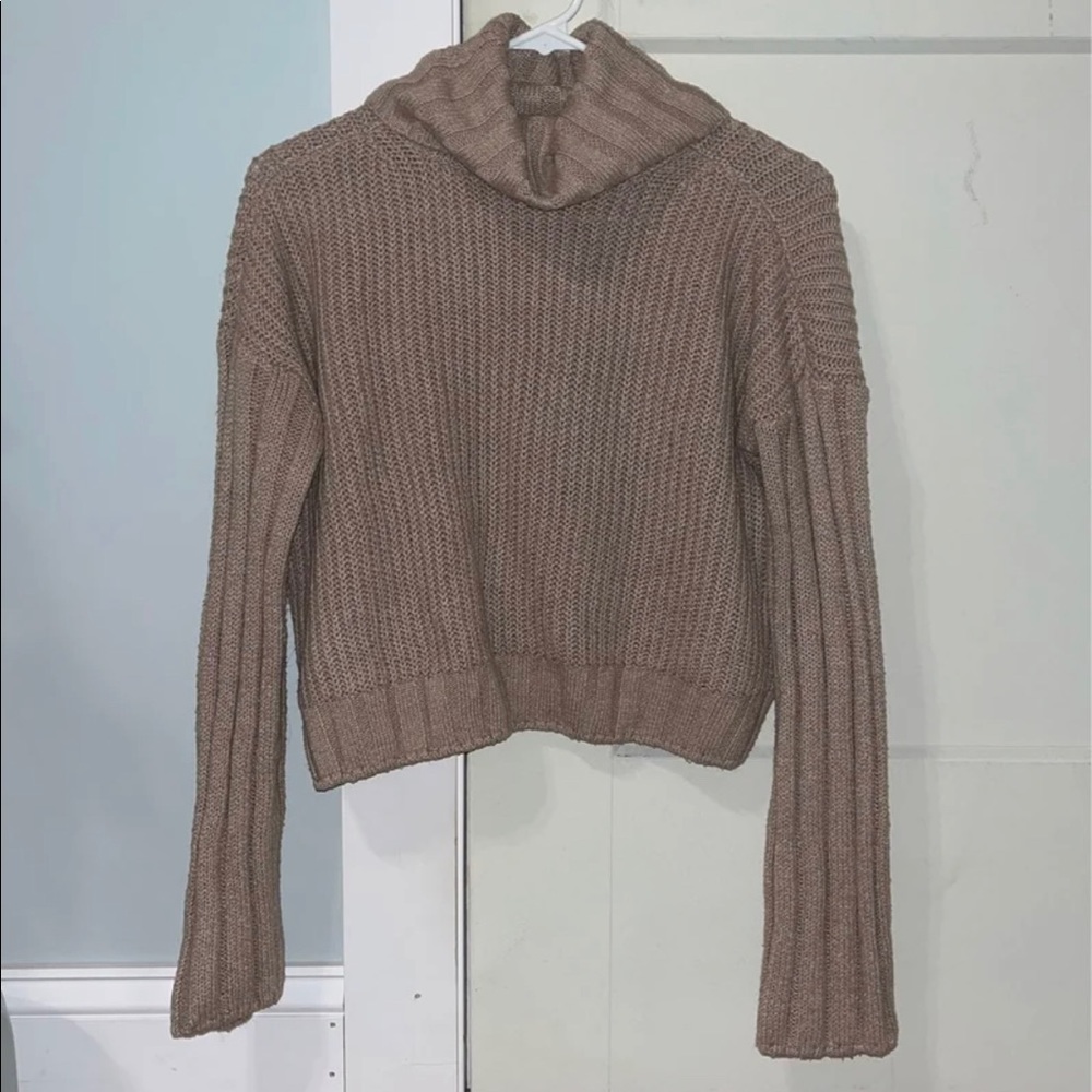 Turtle neck sweater